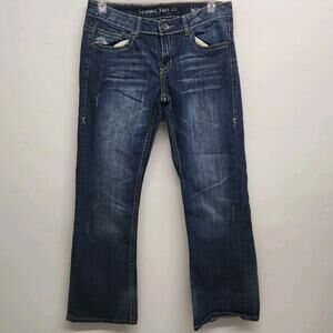 Cowgirl Tuff Women's 32 x 31 Boot Cut Med Wash Stretch Denim Jeans